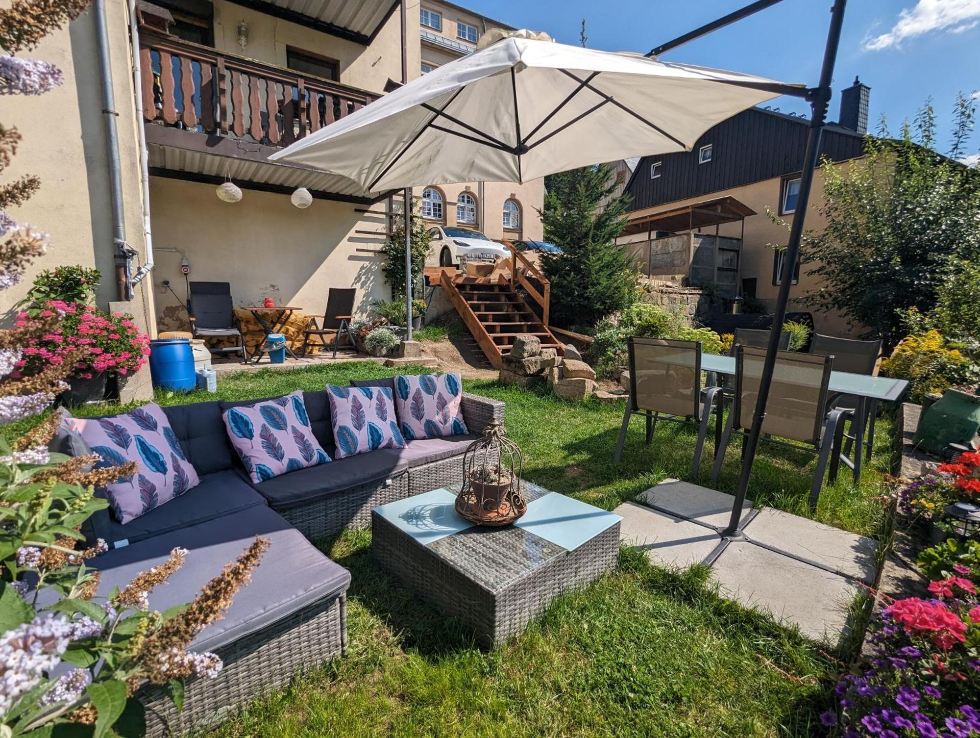 Hw3 - Urlaubsmagie - Helle, Grosse Wohnung Mit Pool Sebnitz Luaran gambar