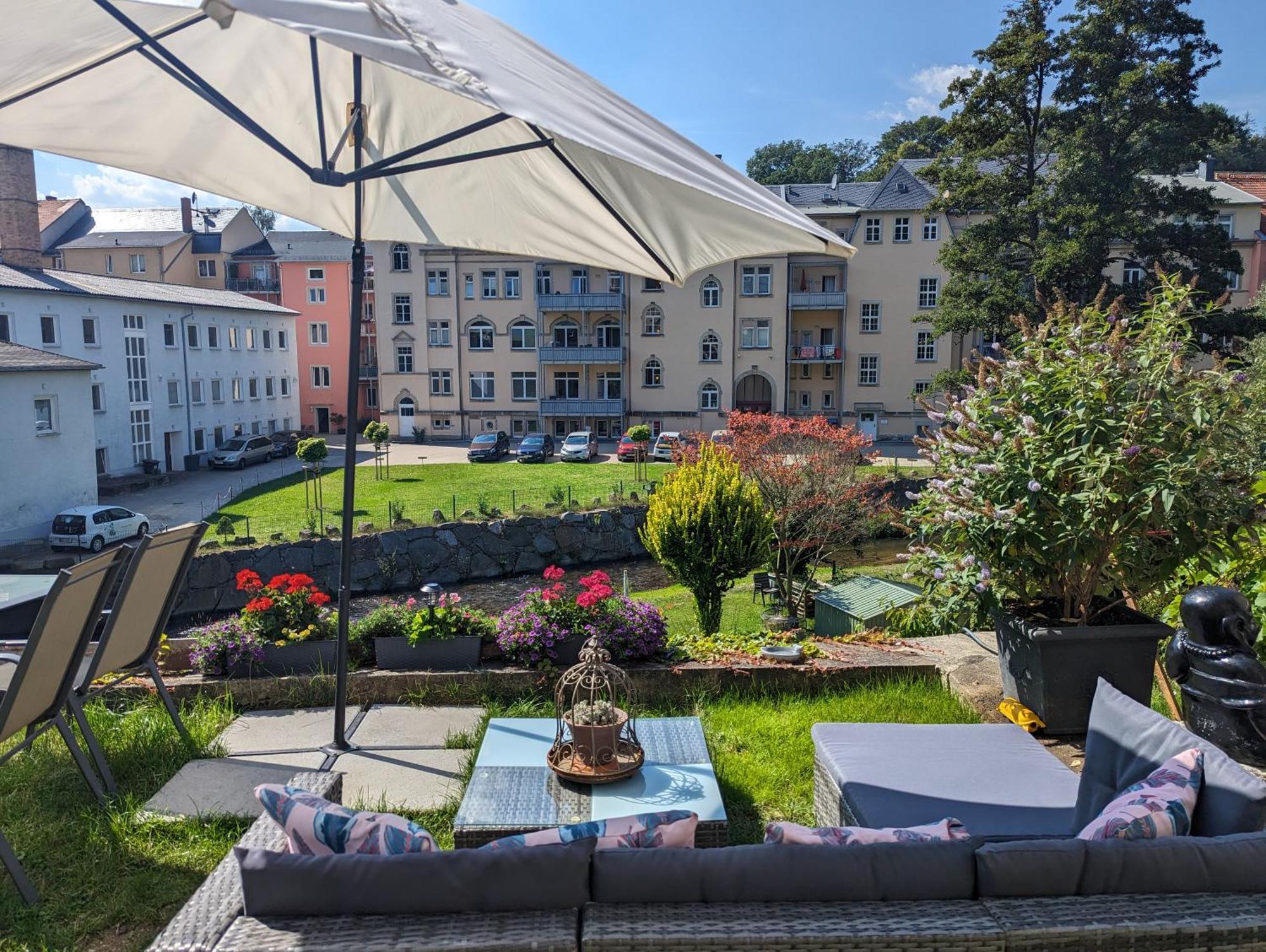 Hw3 - Urlaubsmagie - Helle, Grosse Wohnung Mit Pool Sebnitz Luaran gambar