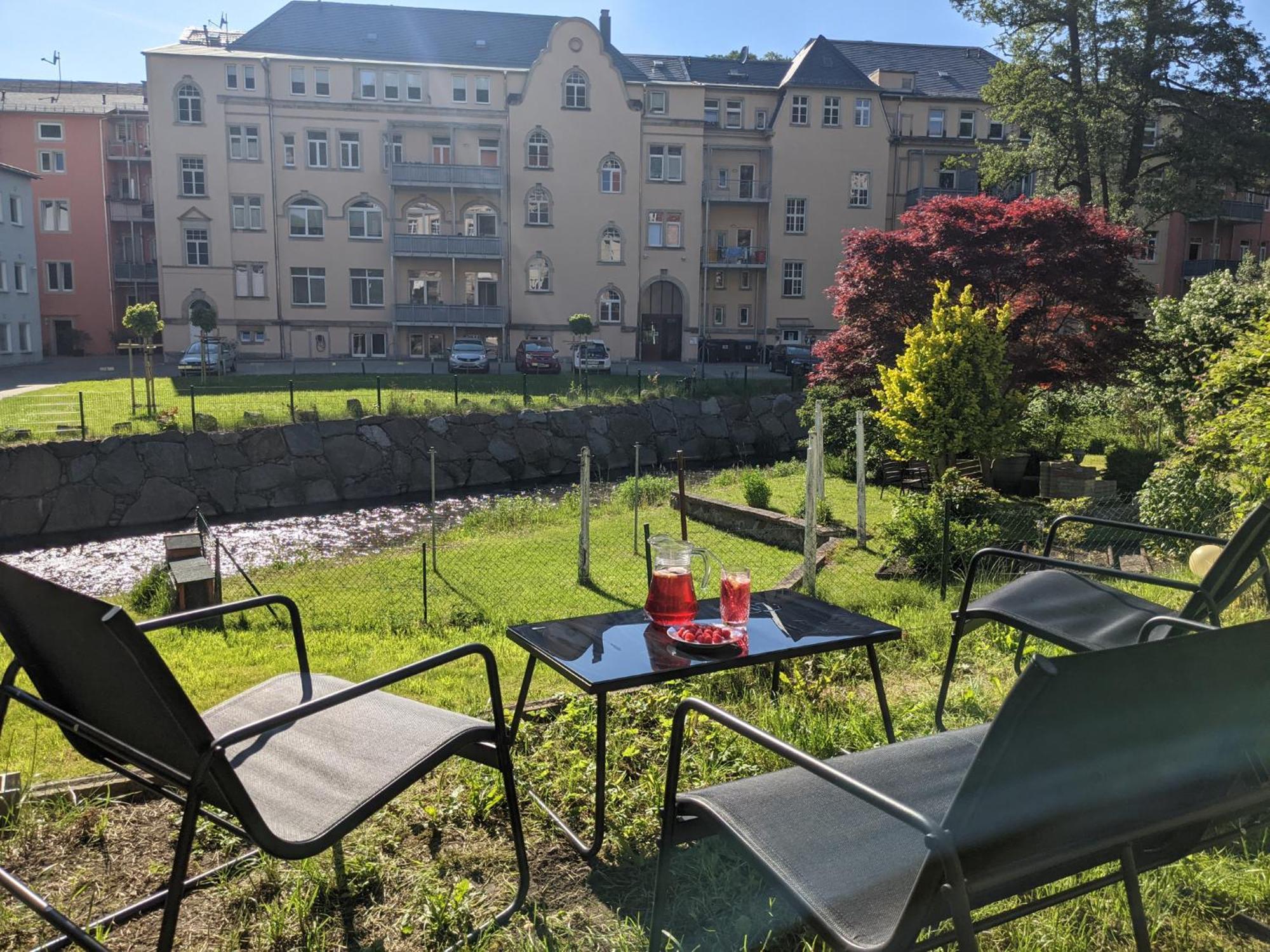 Hw3 - Urlaubsmagie - Helle, Grosse Wohnung Mit Pool Sebnitz Luaran gambar