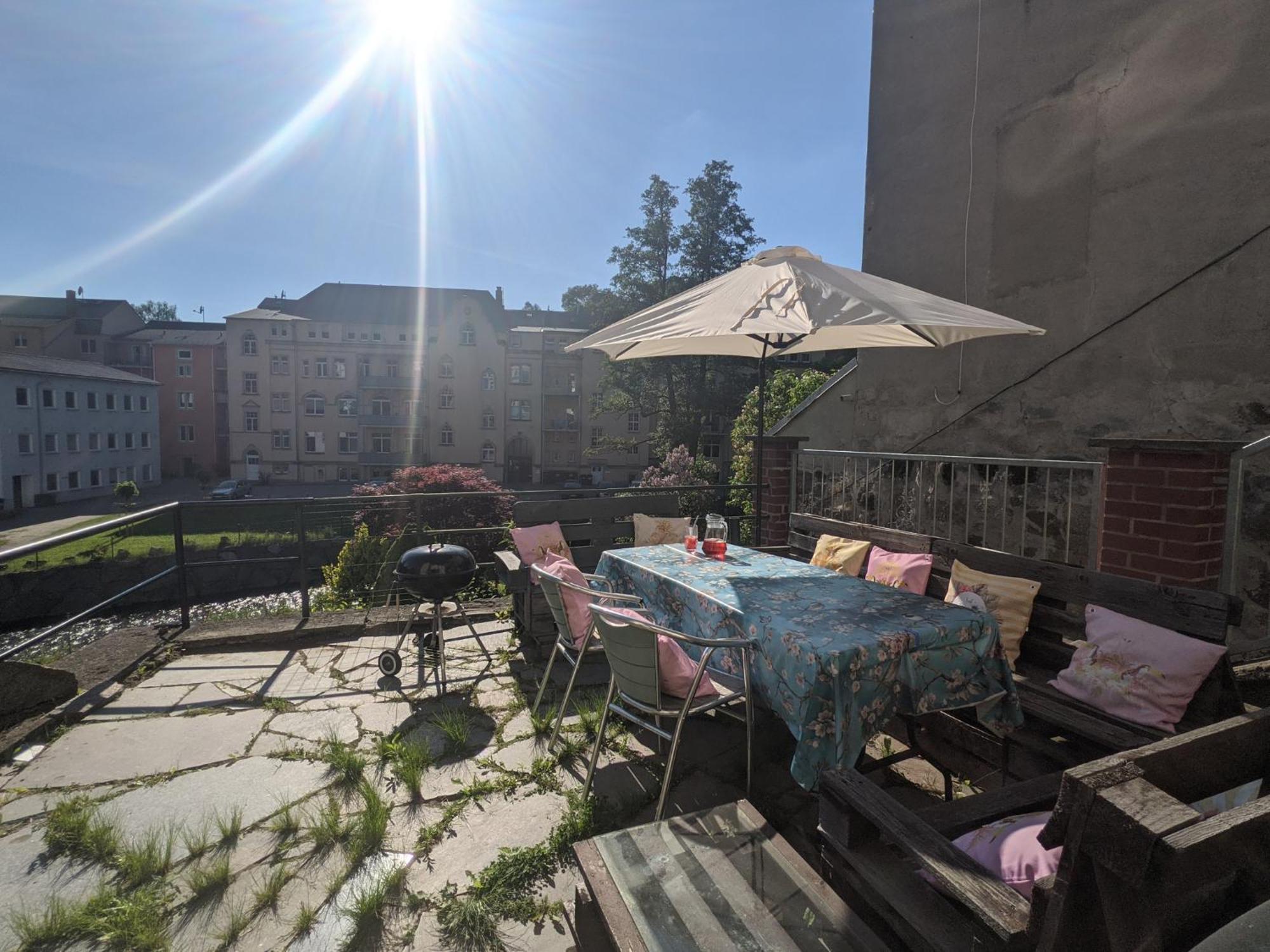 Hw3 - Urlaubsmagie - Helle, Grosse Wohnung Mit Pool Sebnitz Luaran gambar