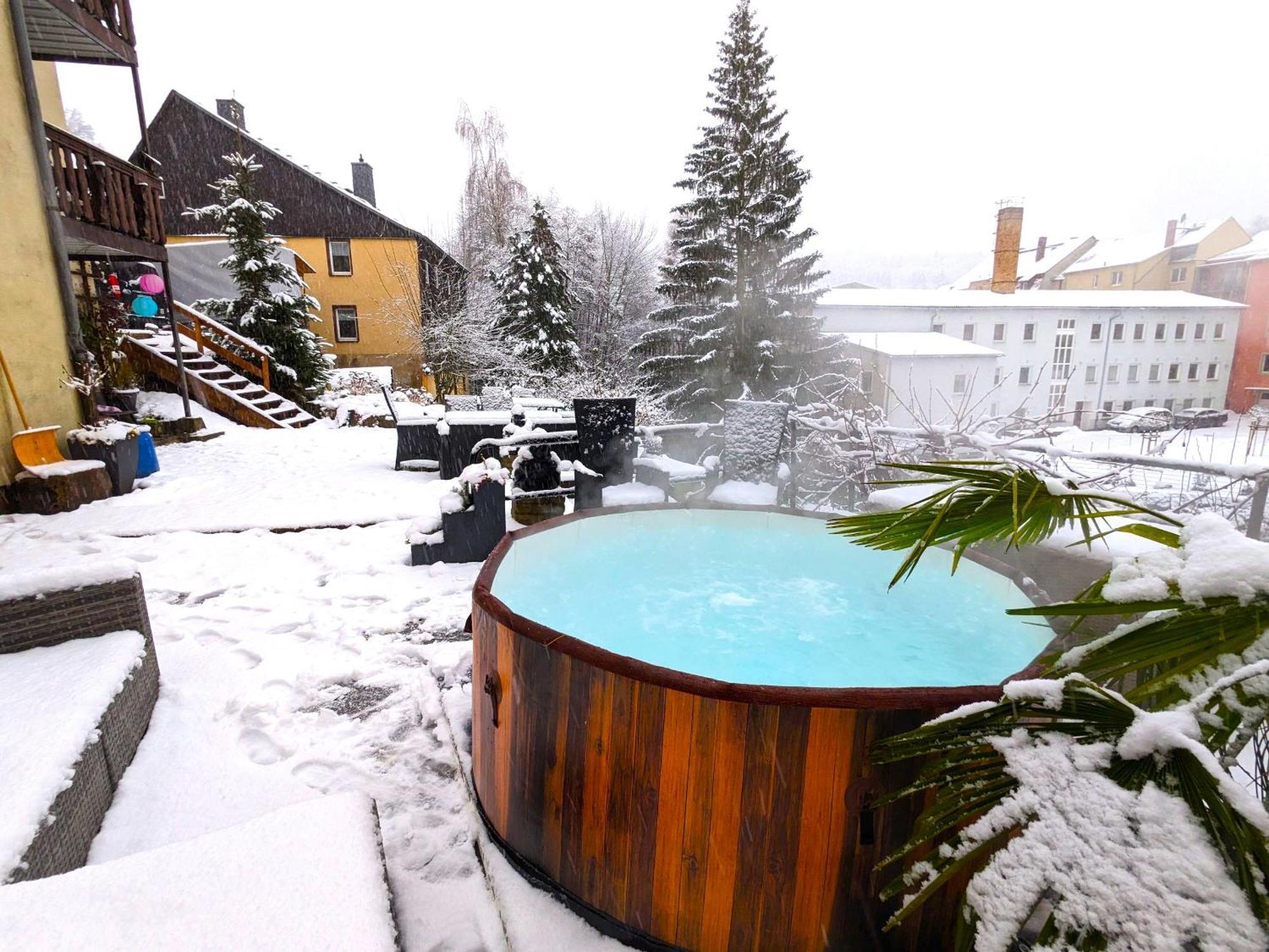 Hw3 - Urlaubsmagie - Helle, Grosse Wohnung Mit Pool Sebnitz Luaran gambar