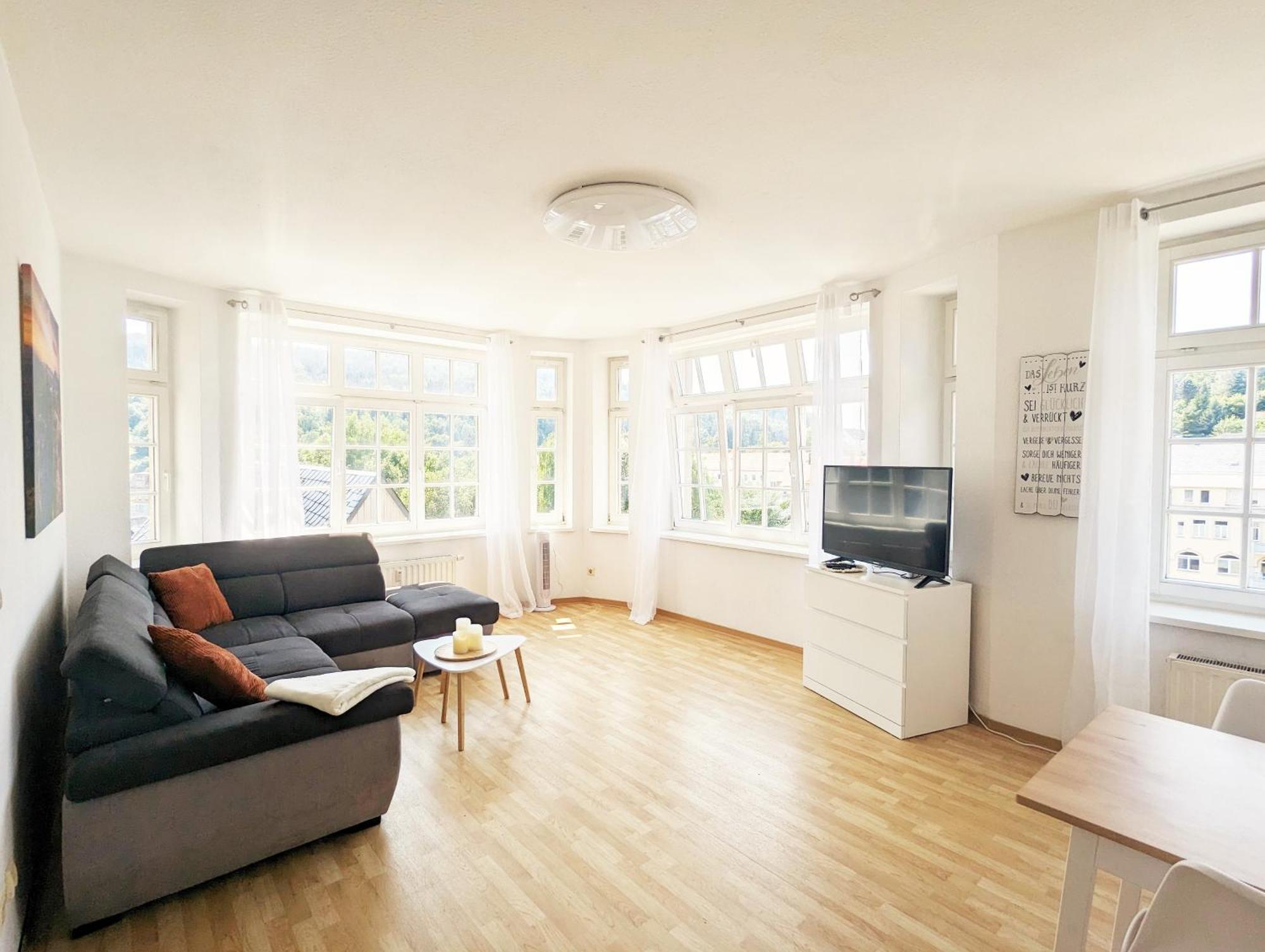 Hw3 - Urlaubsmagie - Helle, Grosse Wohnung Mit Pool Sebnitz Luaran gambar