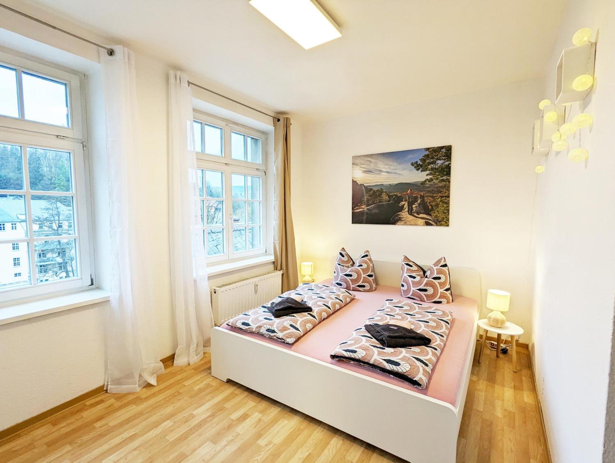 Hw3 - Urlaubsmagie - Helle, Grosse Wohnung Mit Pool Sebnitz Luaran gambar